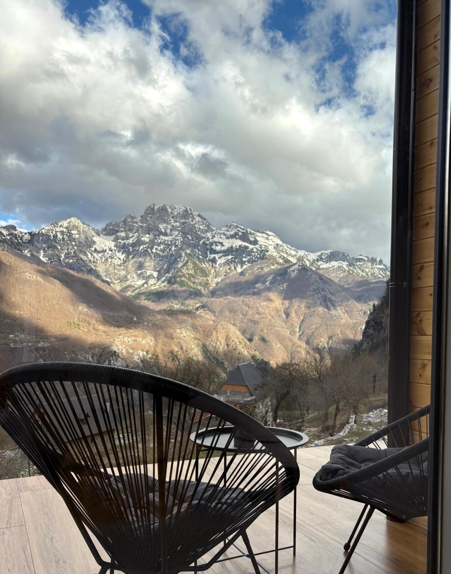 Vidis Chalet Boutique Hotel Theth Exterior foto